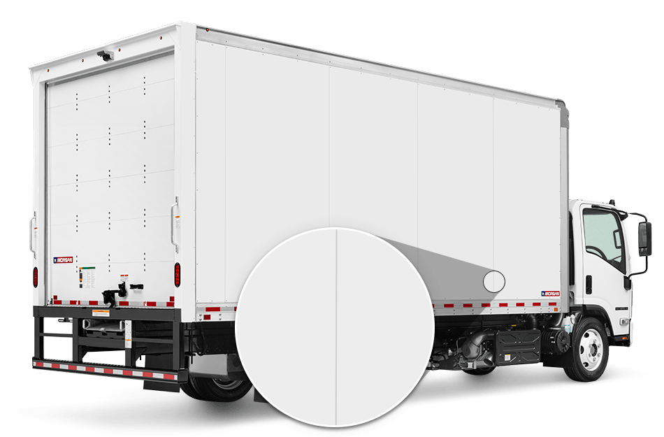 Vue arrière 3/4 de la carrosserie Morgan Truck Body montrant le MorganBond en gros plan, avec ses joints lisses sans rivets et son design extérieur épuré.